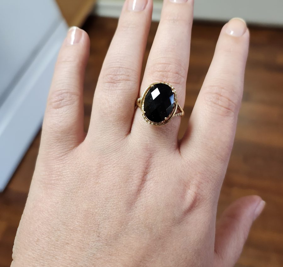 14K Yellow Gold 6.9Tw Onyx Ring with .12Tw Round Diamonds