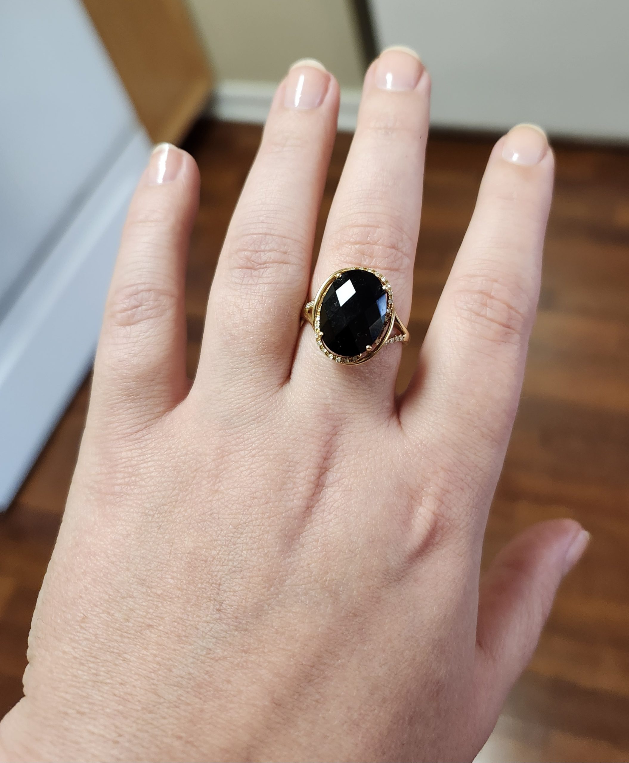 14K Yellow Gold 6.9Tw Onyx Ring with .12Tw Round Diamonds