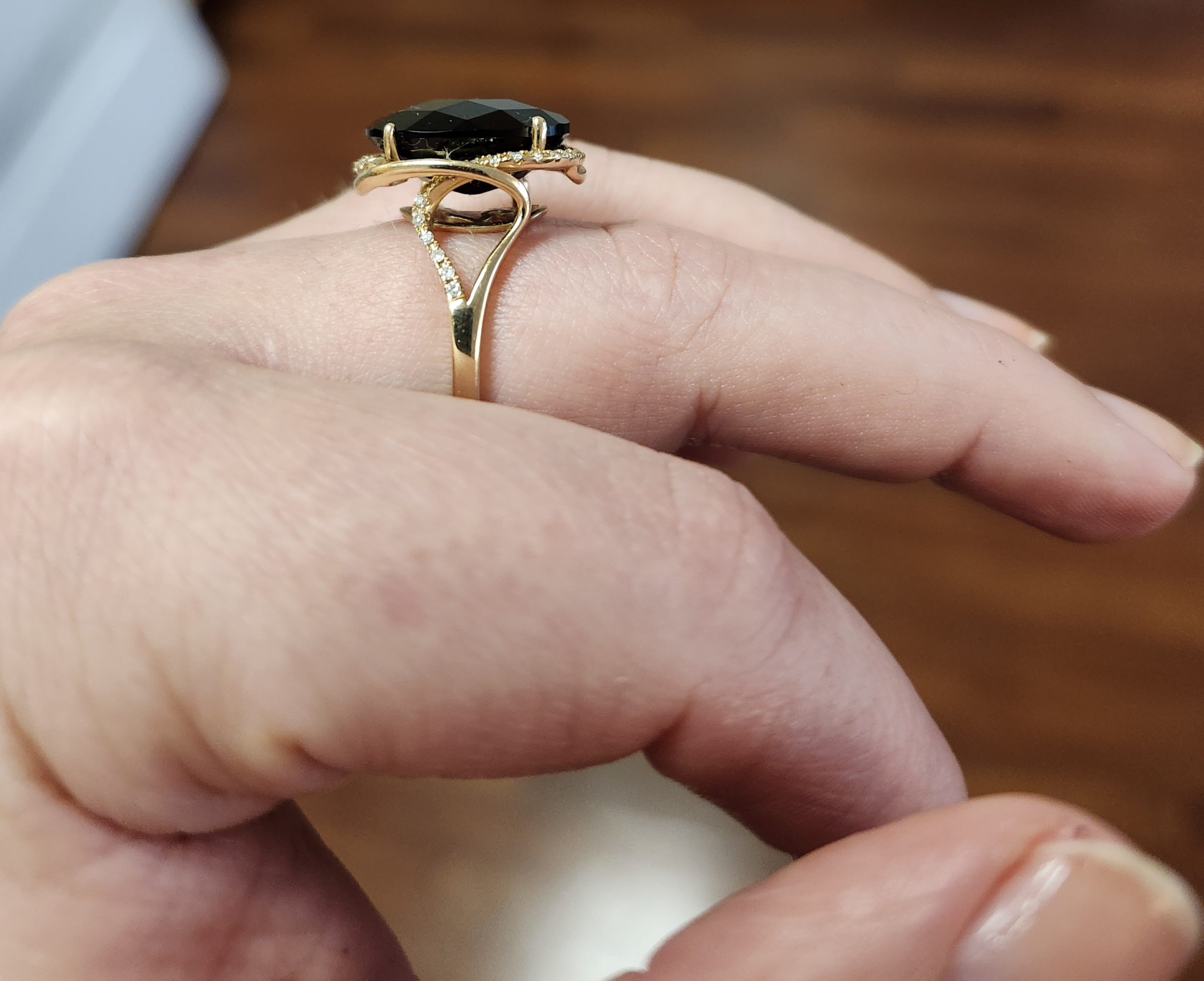 14K Yellow Gold 6.9Tw Onyx Ring with .12Tw Round Diamonds