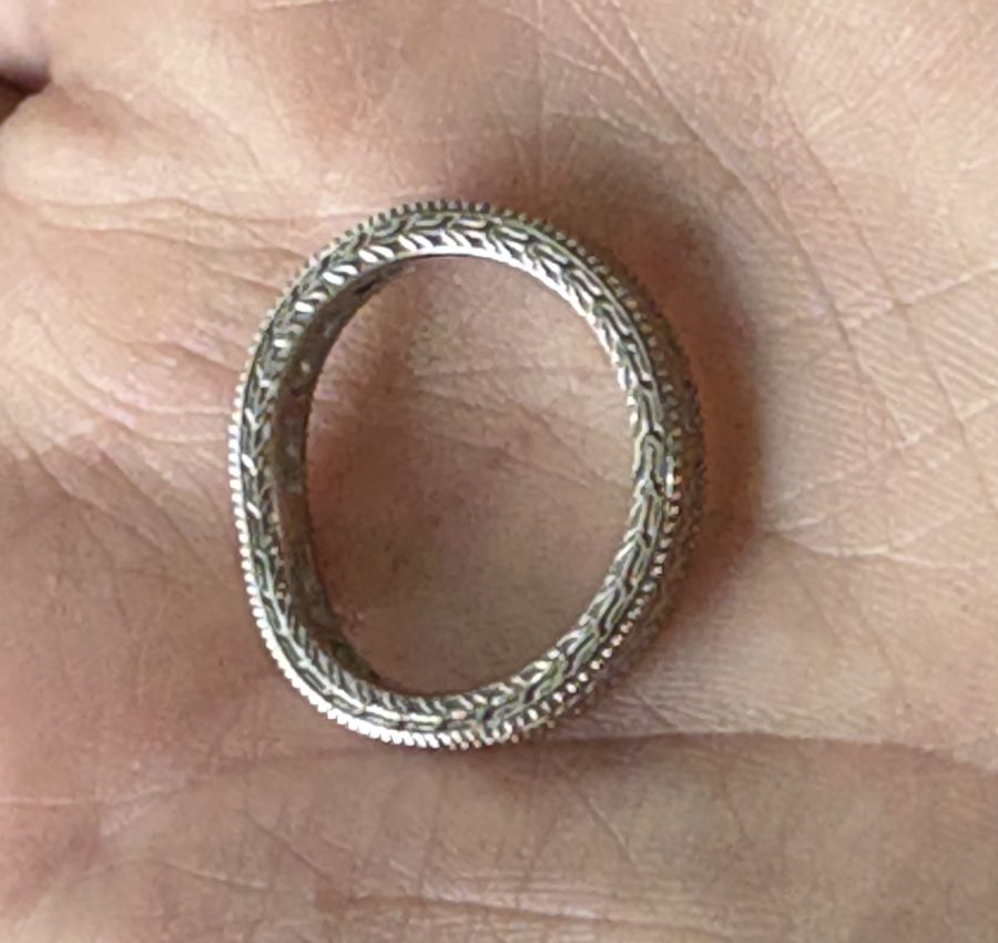 10k white gold moissanite contour band