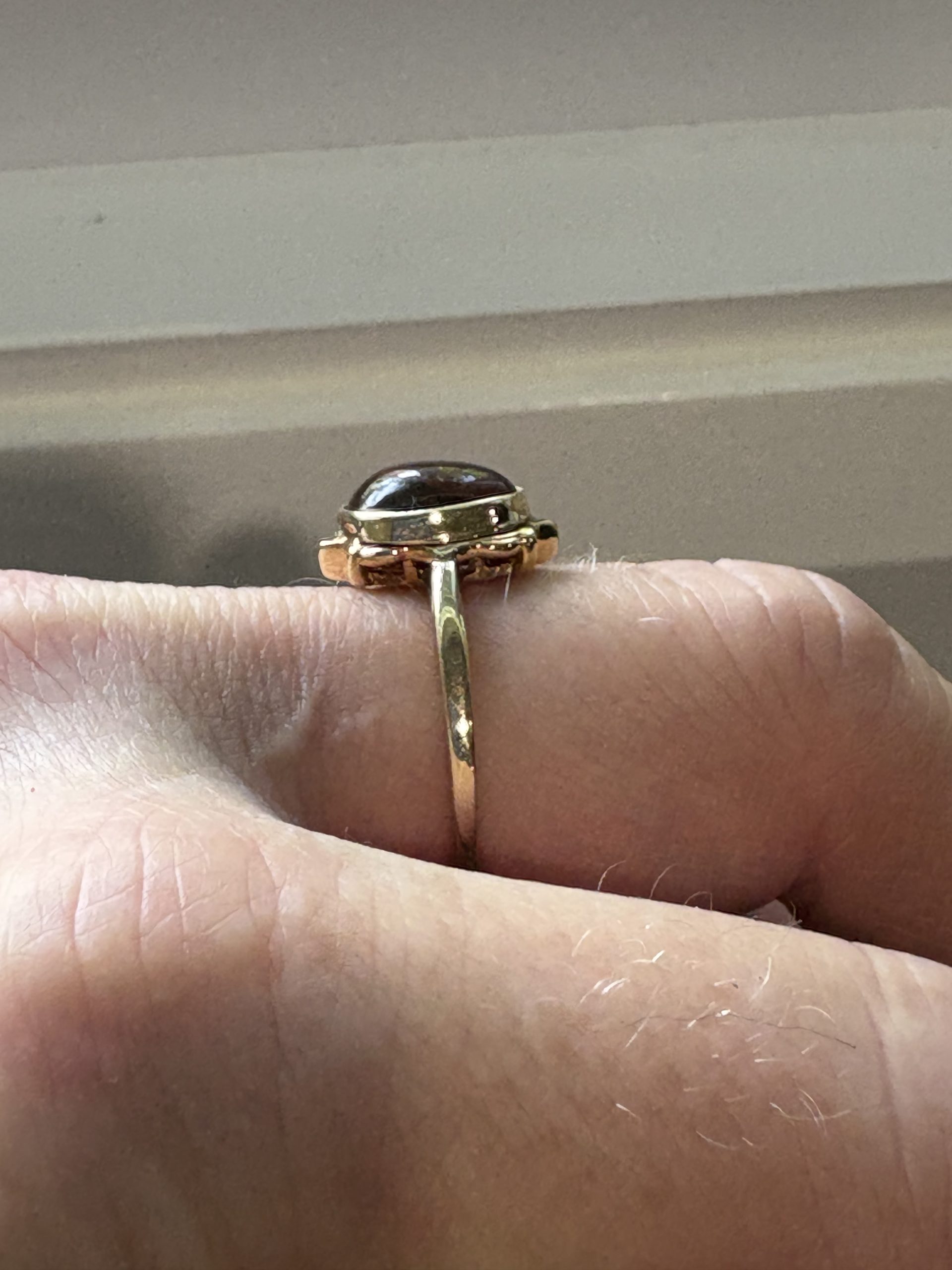 Vintage fire agate 10k yellow gold