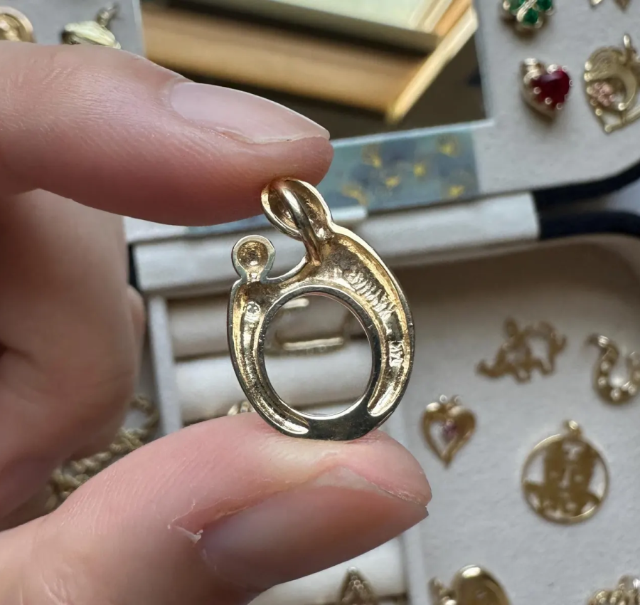 Solid Gold Mother and Child Pendant | 14k