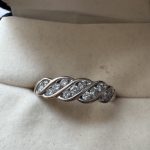Vintage People’s ring, 13 natural diamonds