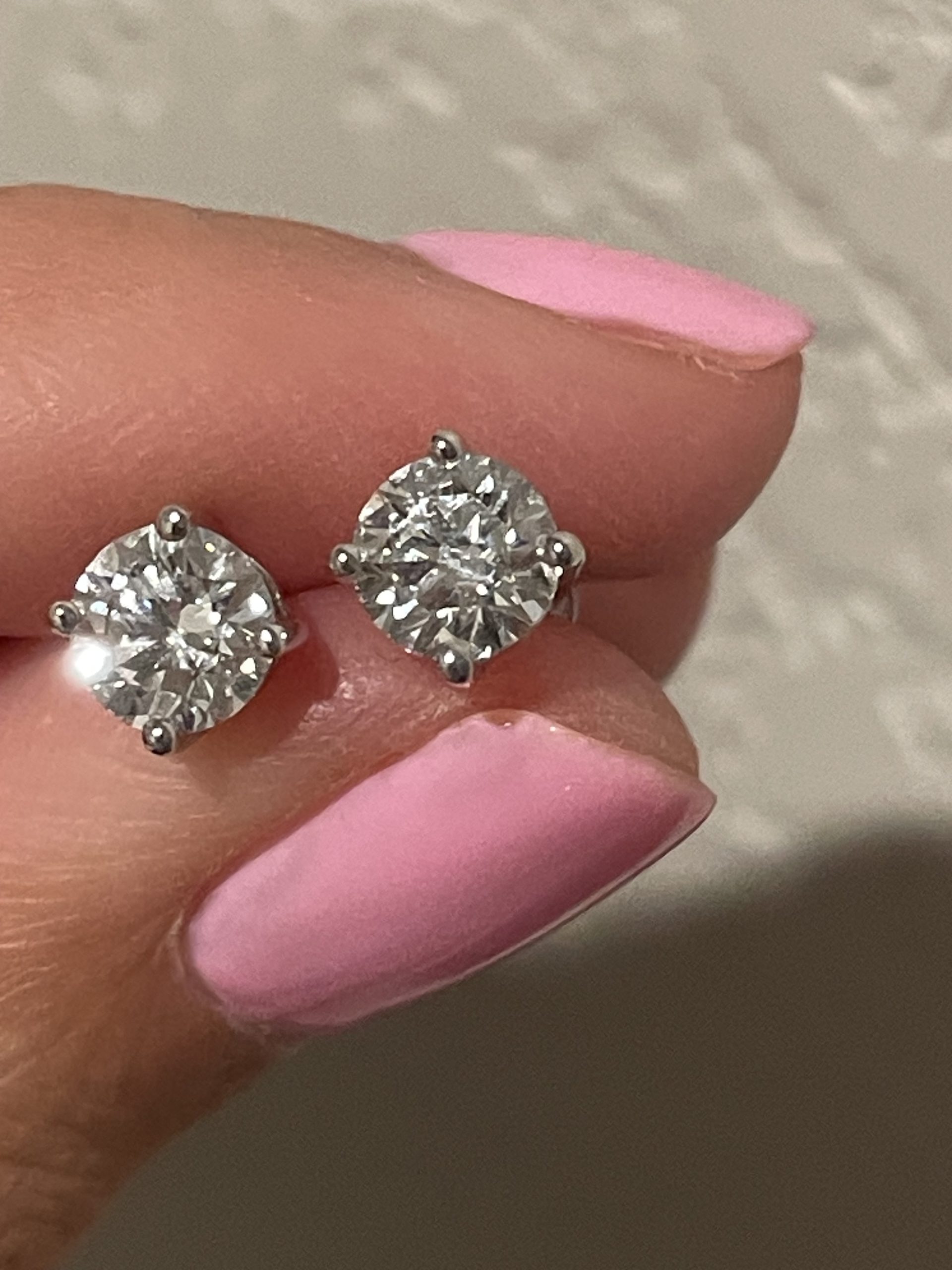 1.34 ctw E VS1 4 prong studs