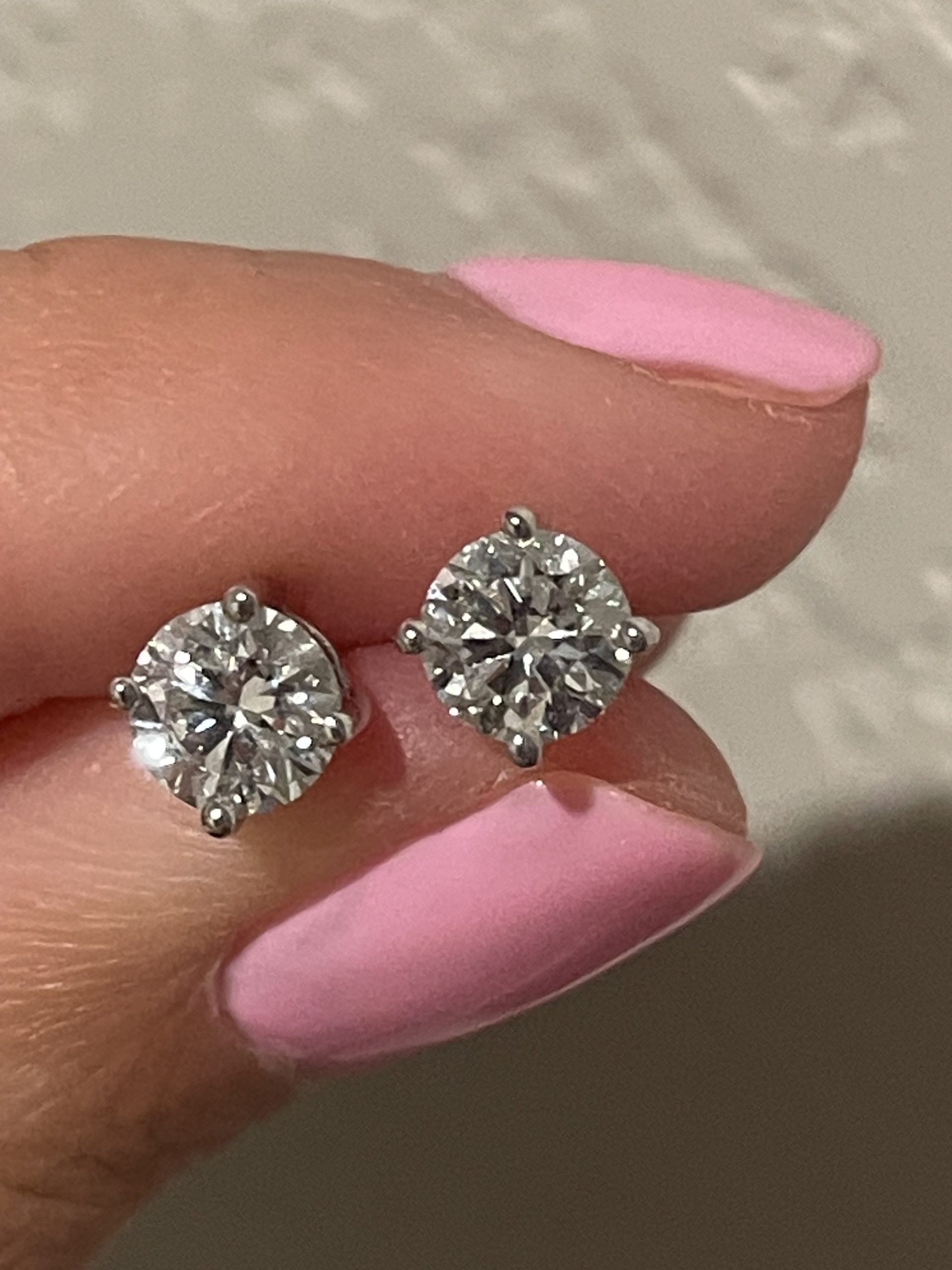 1.34 ctw E VS1 4 prong studs