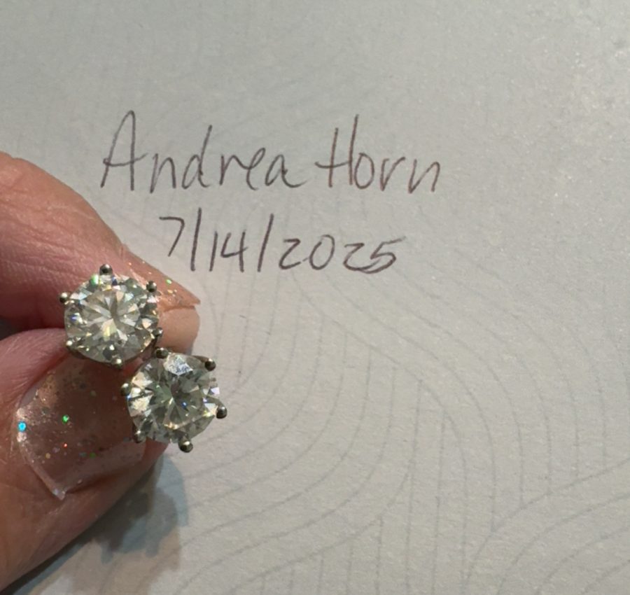 2 ct moissanite earrings (4cttw)