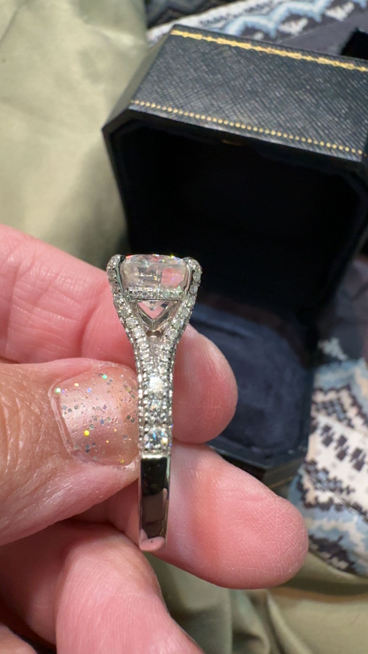 4 Ct Brooklyn Moissanite