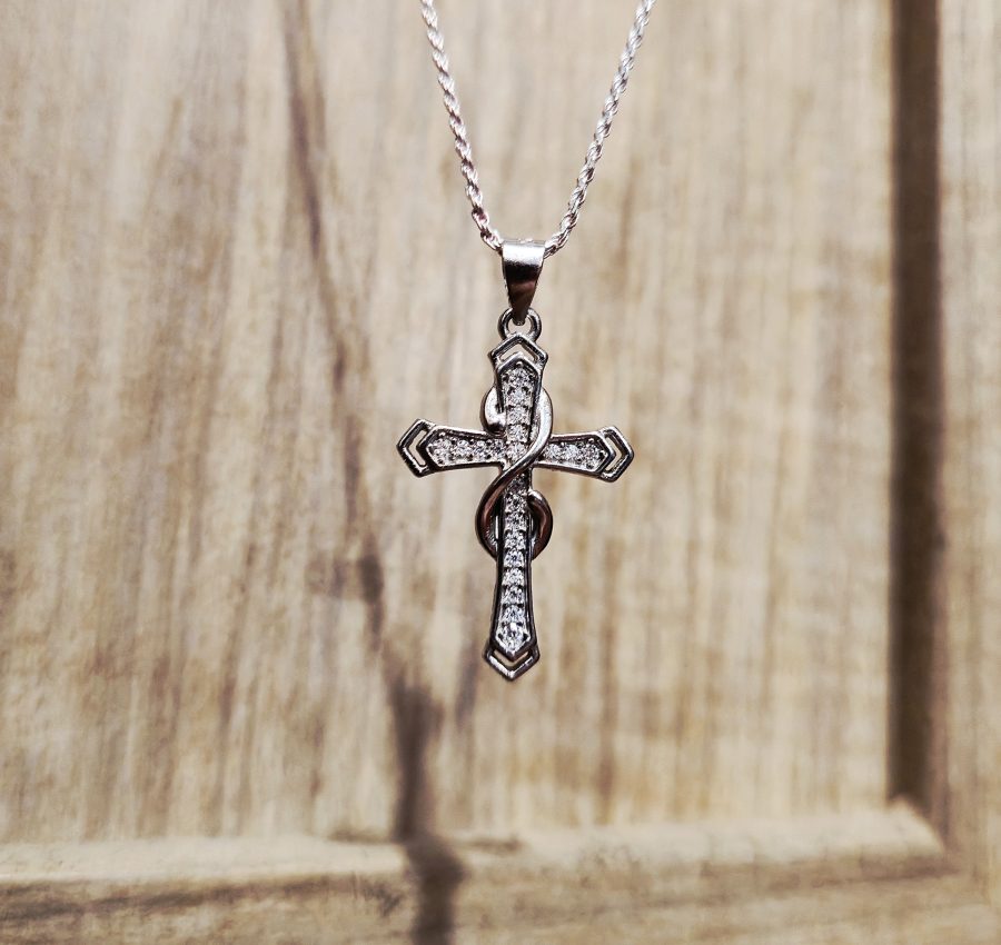 [GRA Certification Included] Moissanite/Sterling Silver Cross Pendent