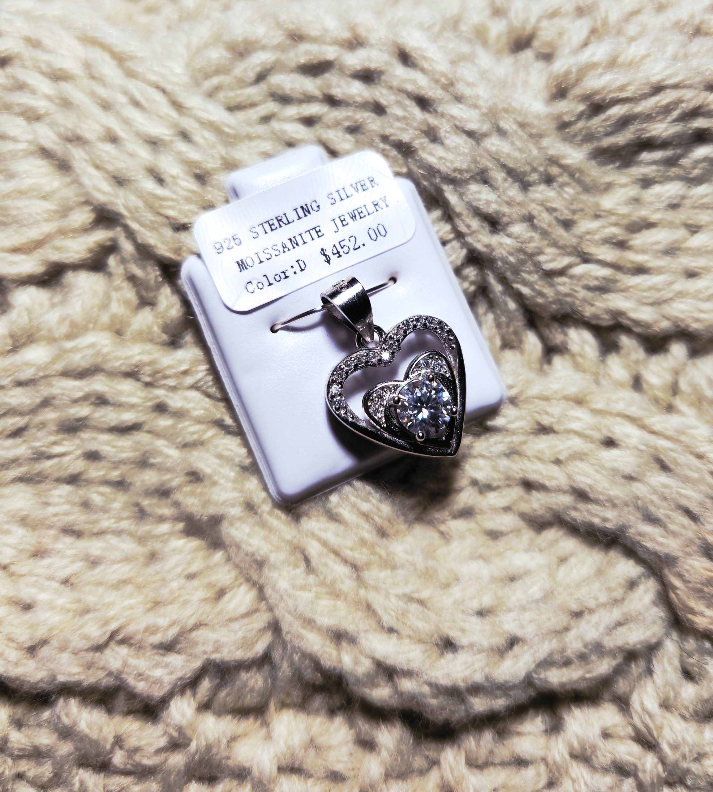 [GRA Certification Included] Moissanite/Sterling Silver Heart Pendent