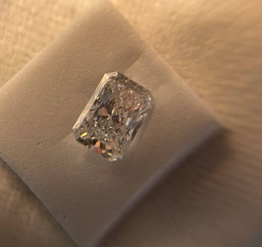 [FS] [USA will ship to usal [loose diamond][VVS2 1.10 radiant/brilliant cut with bowtie] [clairty grade F igi cert] [812.00] obo